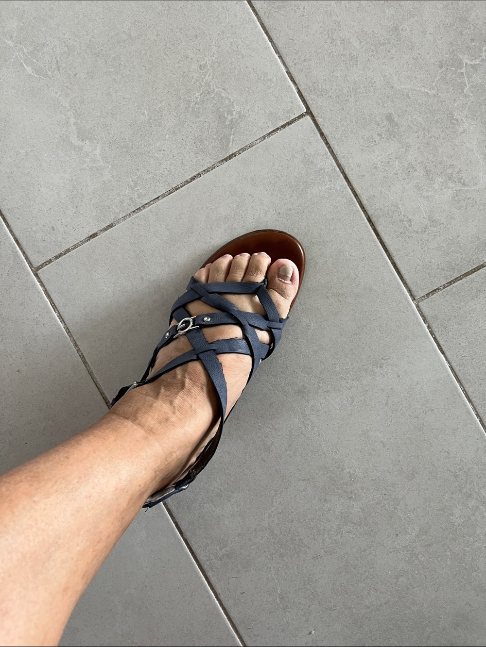 GBG Los Angels sandals